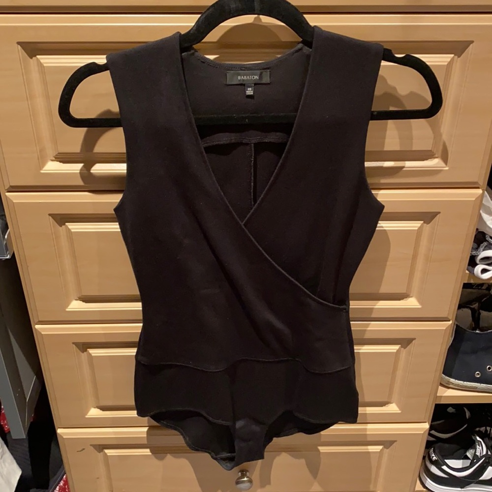 Gorgeous v neck bodysuit